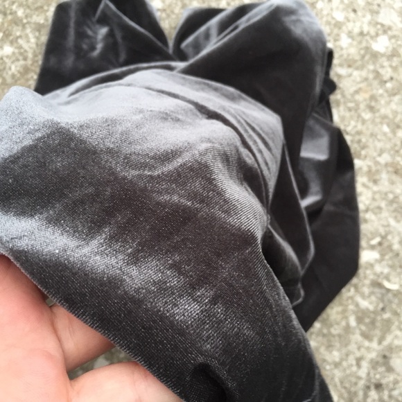 OLD NAVY | Velvet T-shirt! - Picture 4 of 4